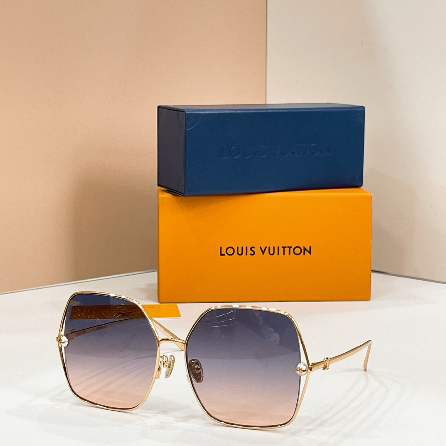 LV glasses-35