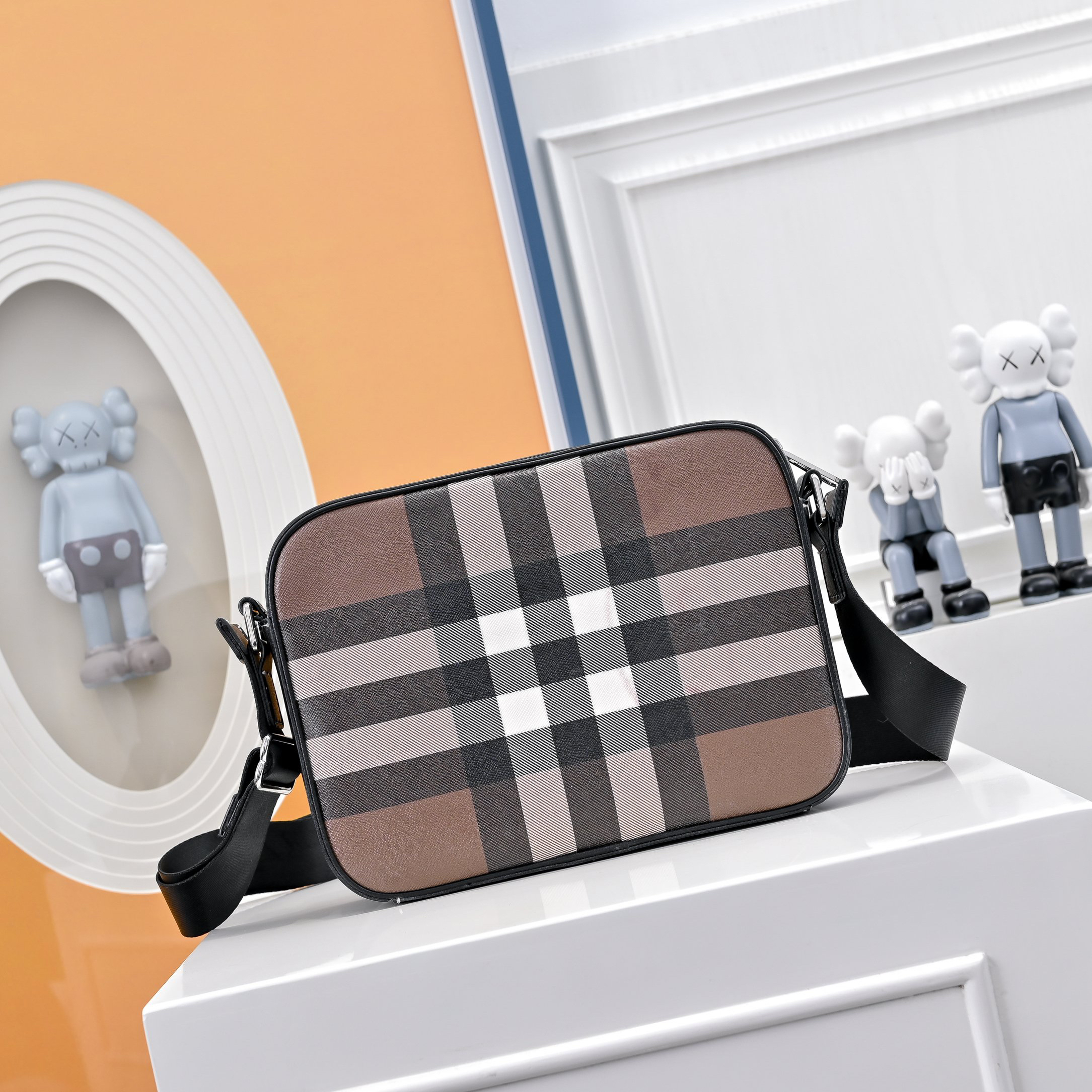Burberry bag-4
