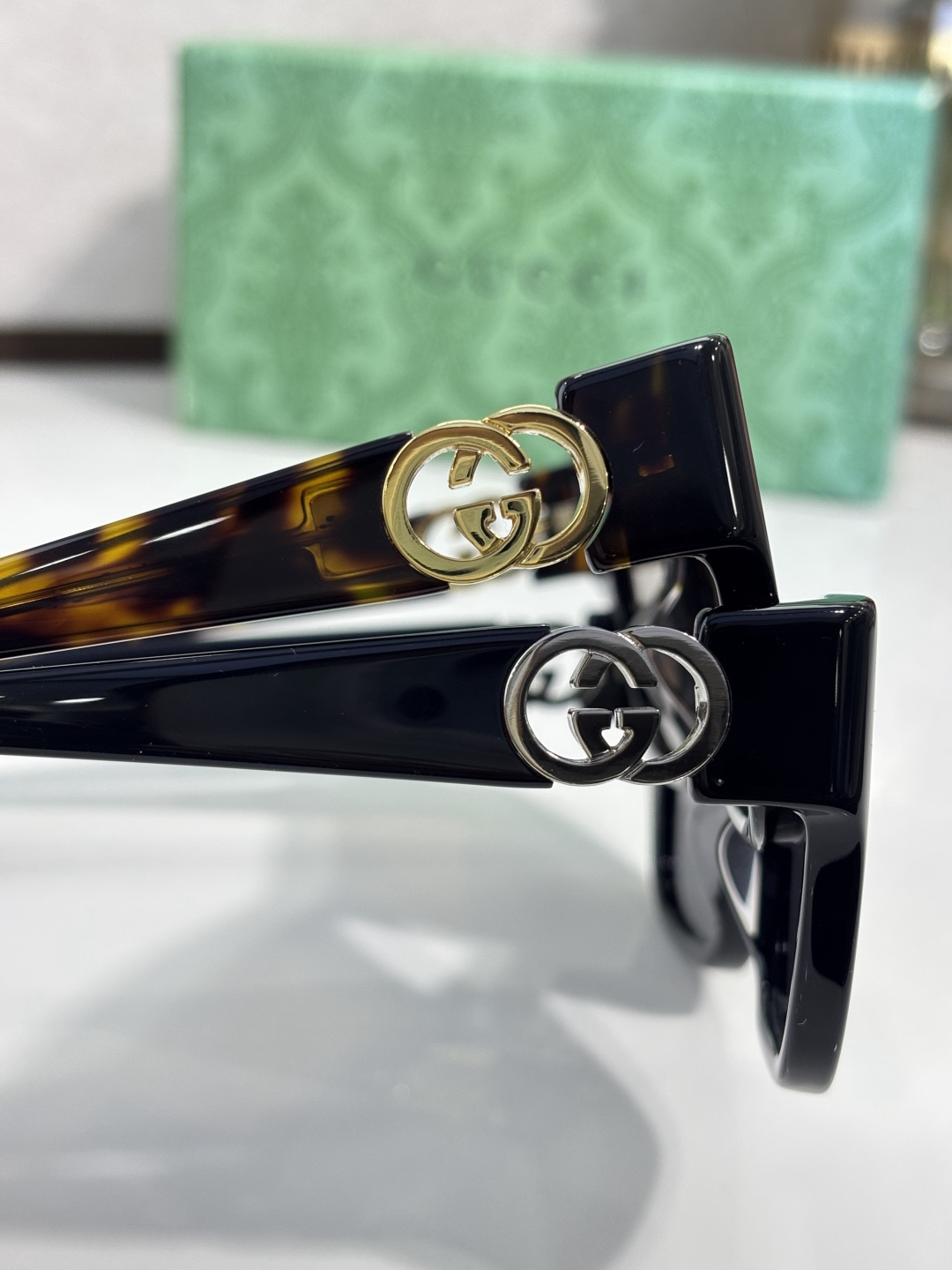 Gucci glasses-49