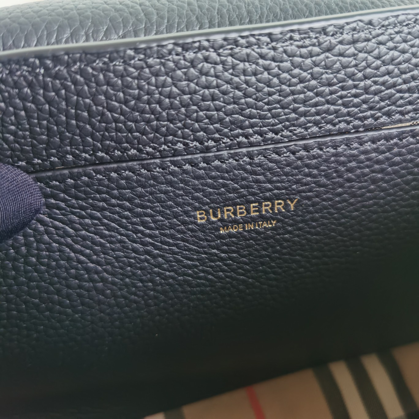 Burberry bag-113