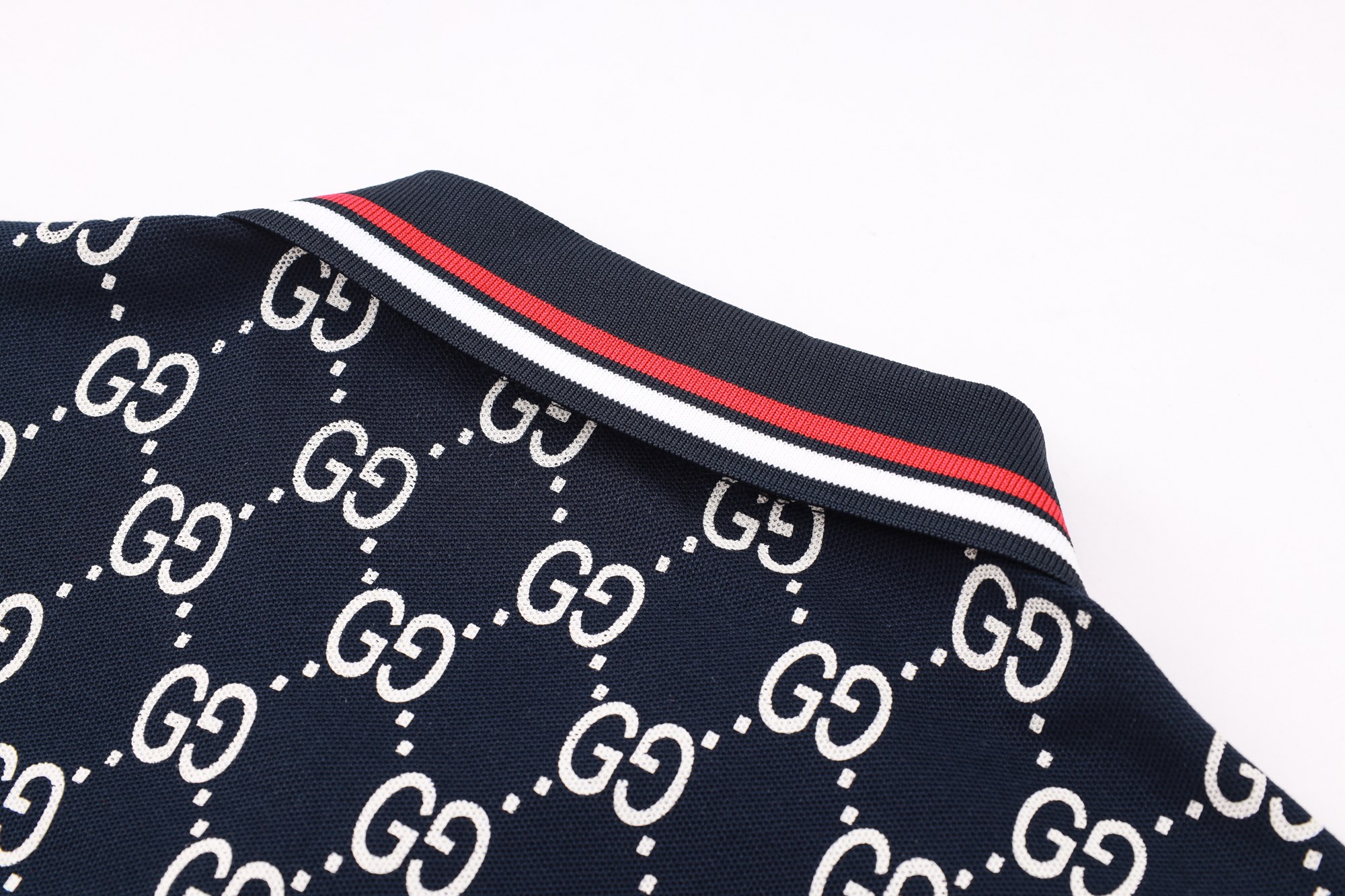 Gucci clothing-106