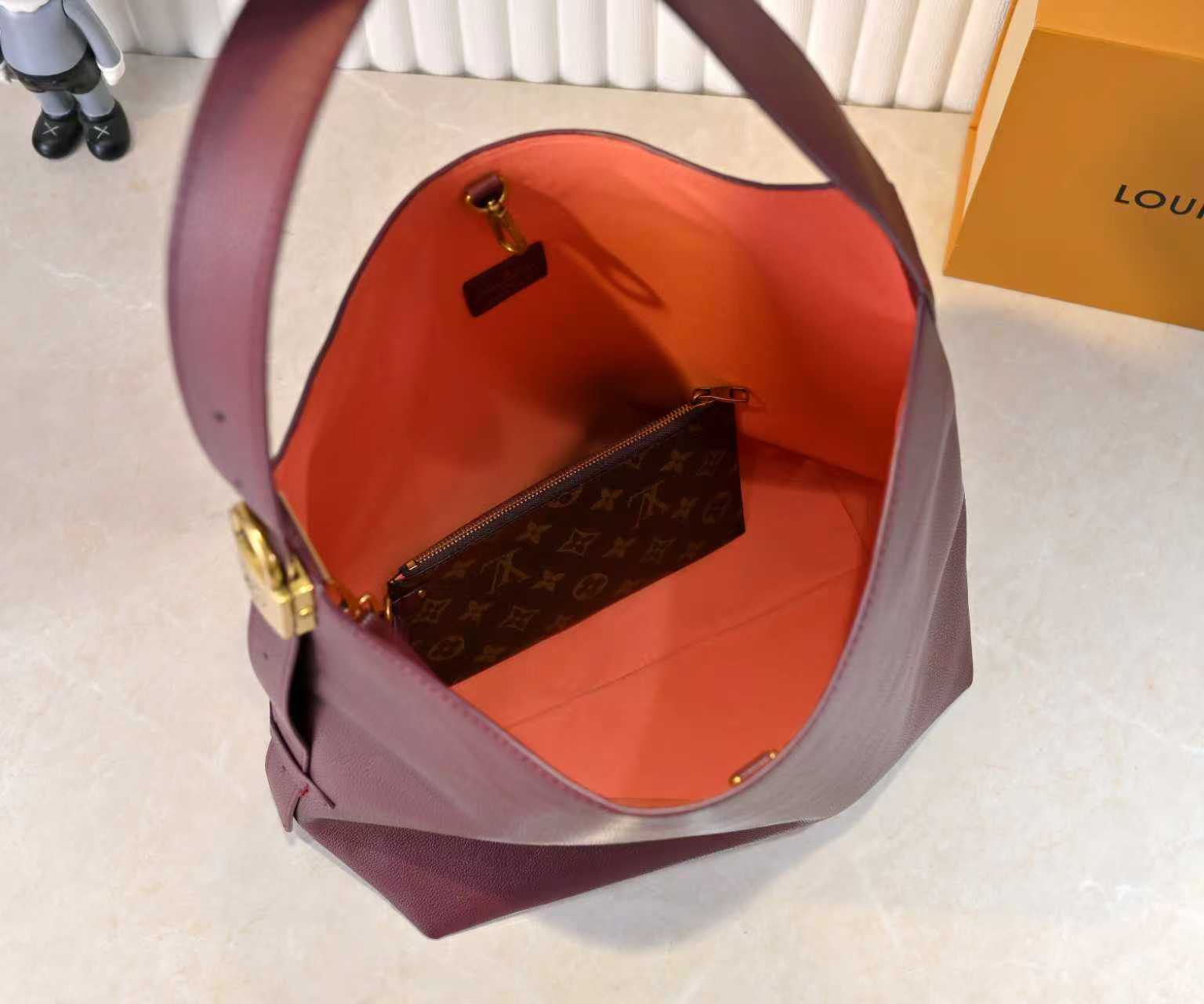 Louis Vuitton bag-147