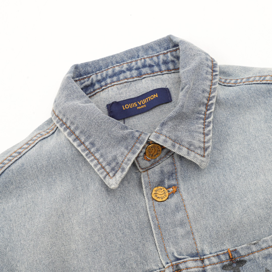 LV Clothing-331