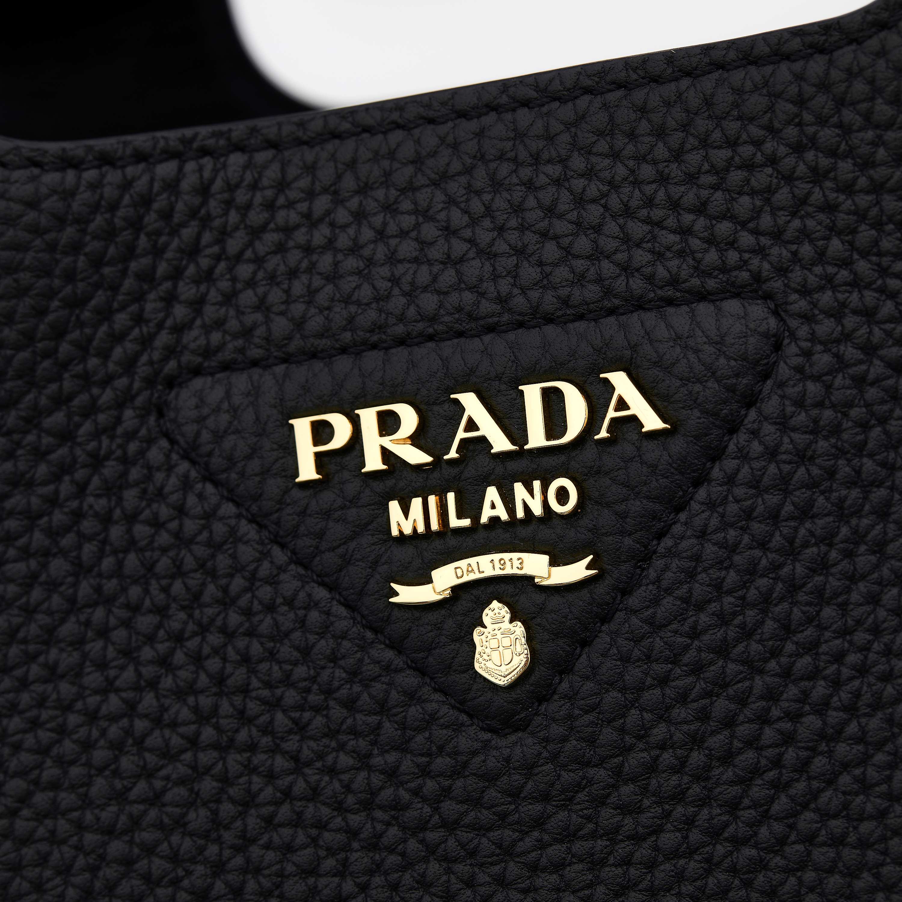 Prada bag-112