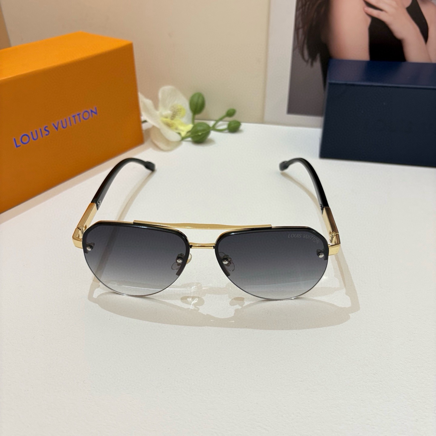 LV glasses-56