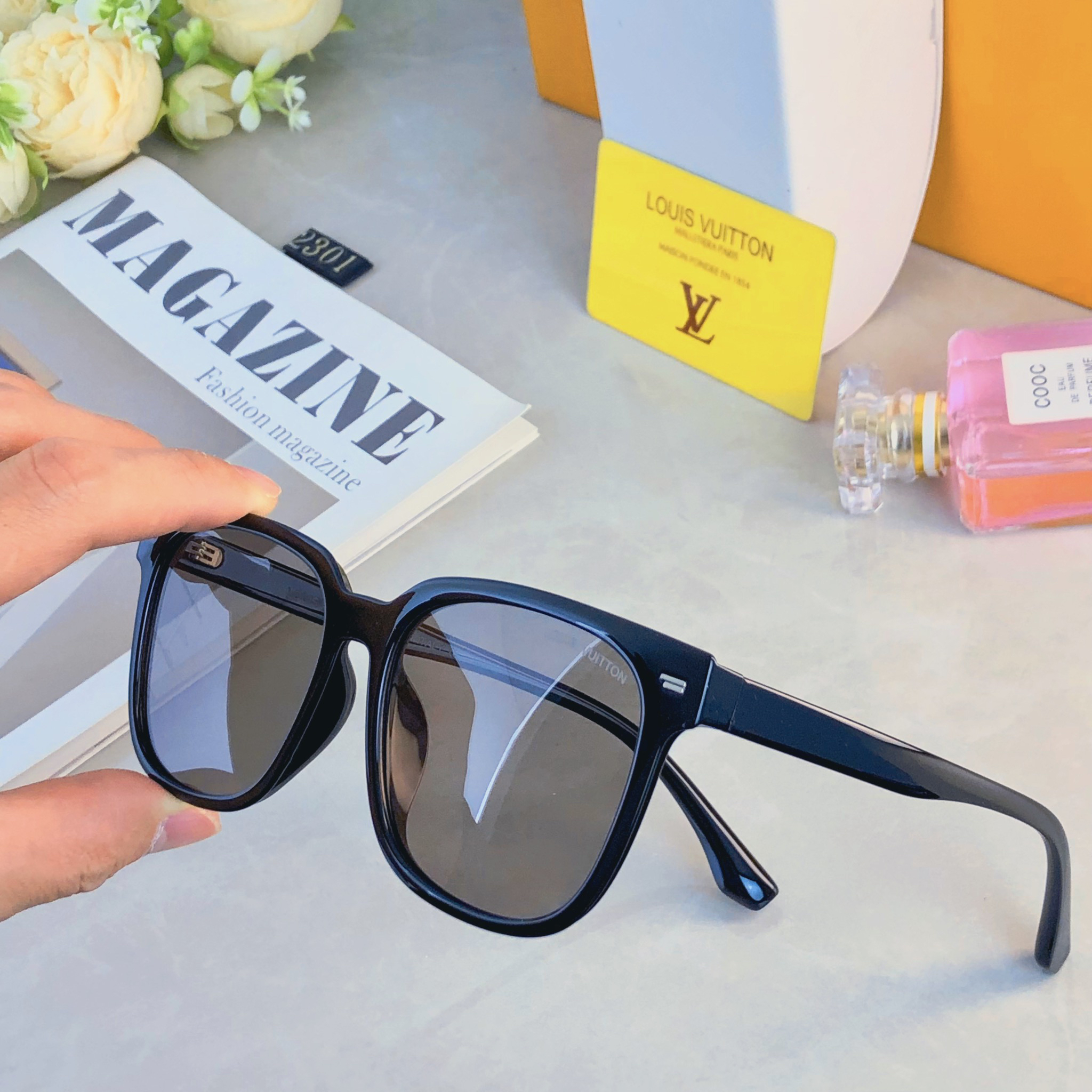 LV glasses-29