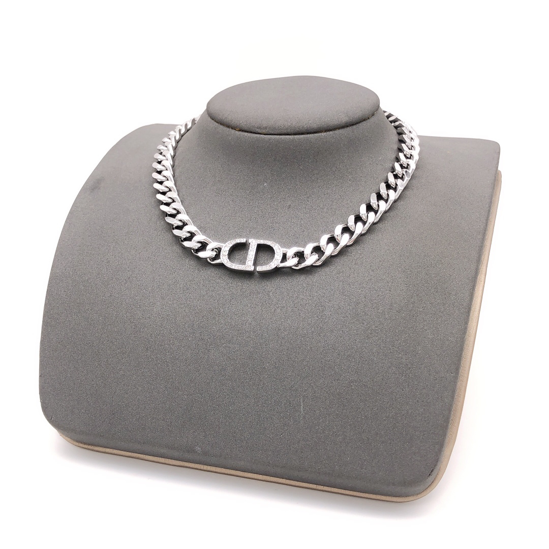 Dior necklace-56