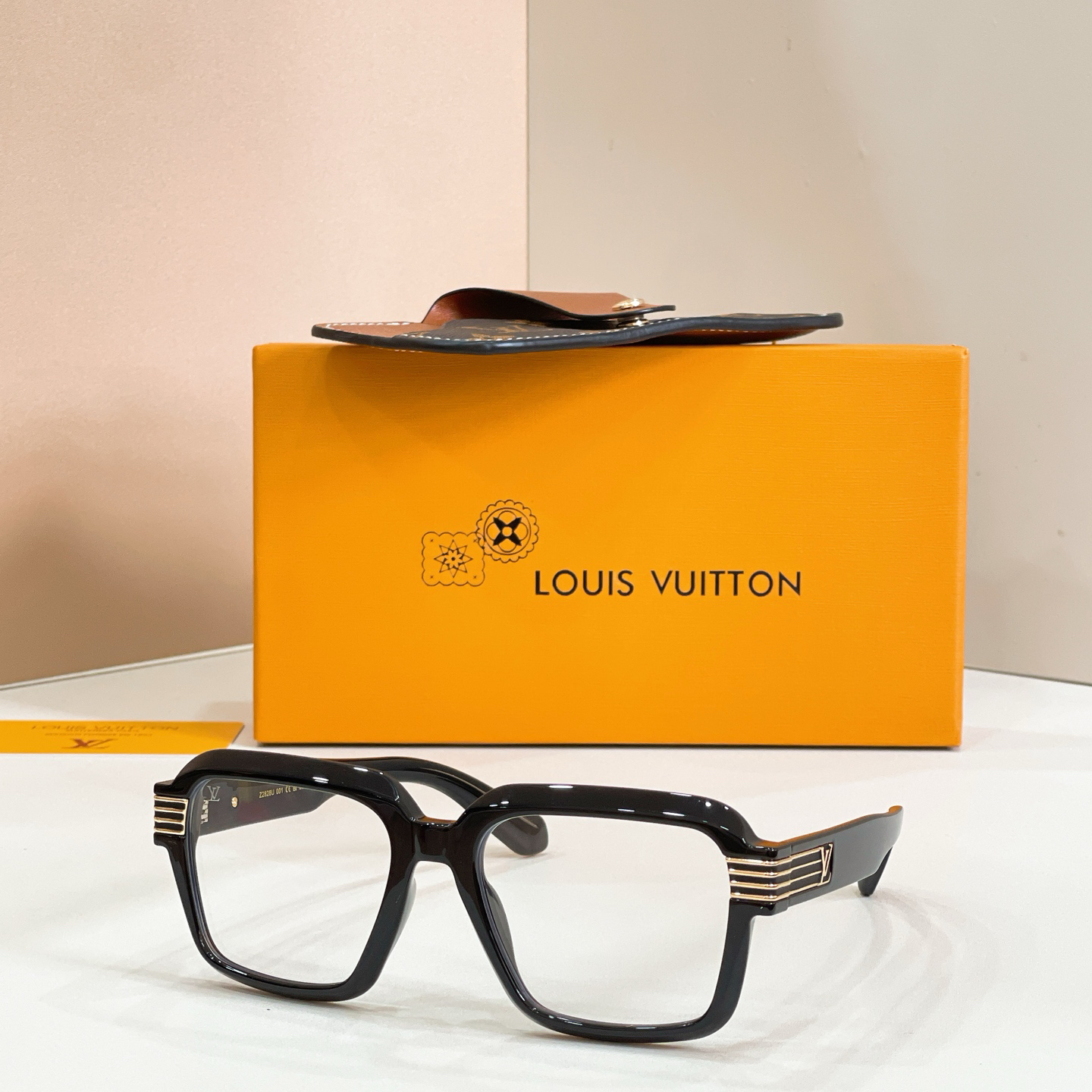 LV glasses-66