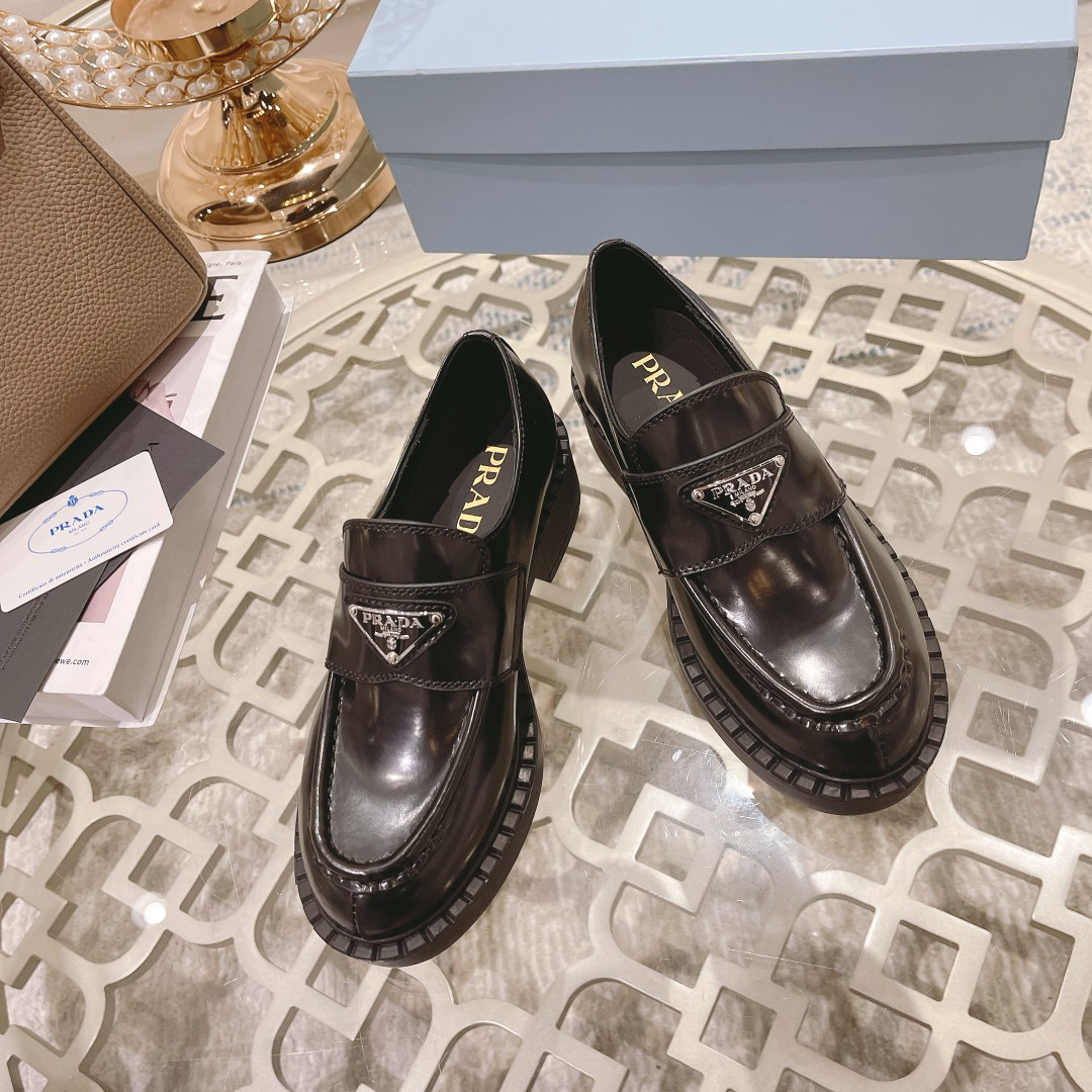 Prada women's leather shoes-24