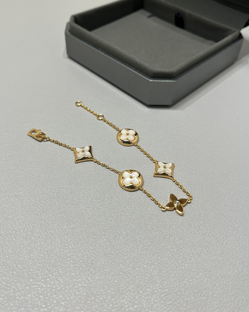 LV Bracelet-9