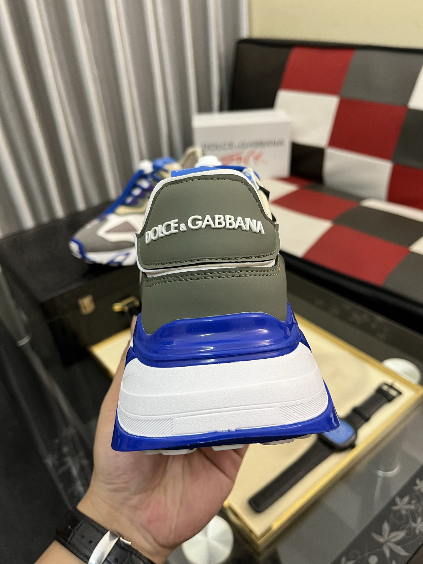 D&G Sneakers-208