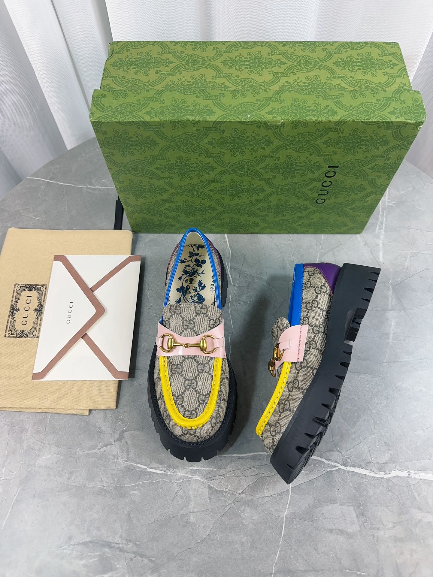 Gucci women's leather shoes-100