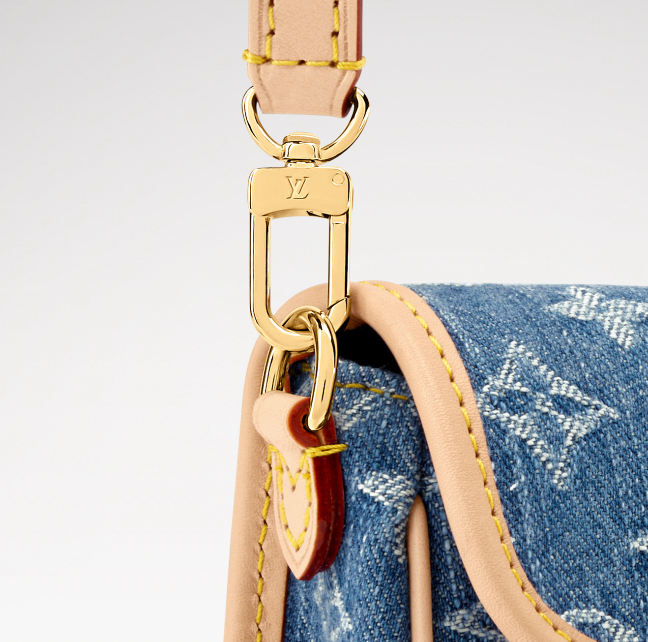 Louis Vuitton Hot New Product-211