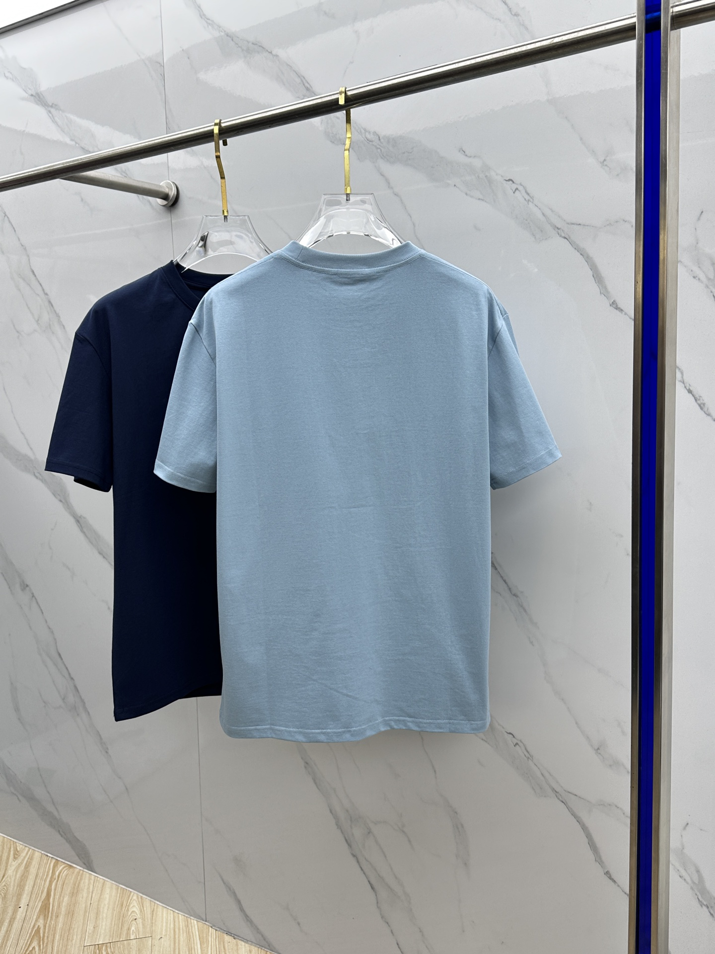 Gucci clothing-26