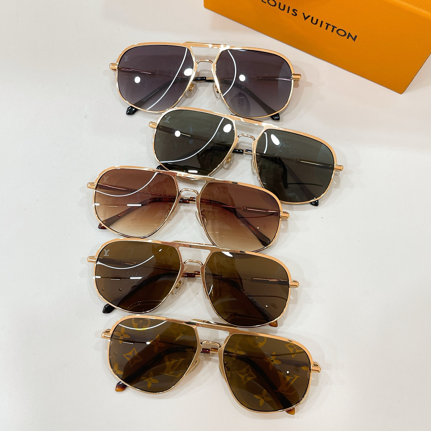 LV glasses-39