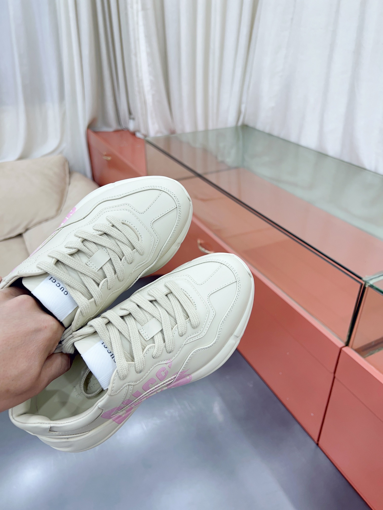 Gucci Sneakers-179