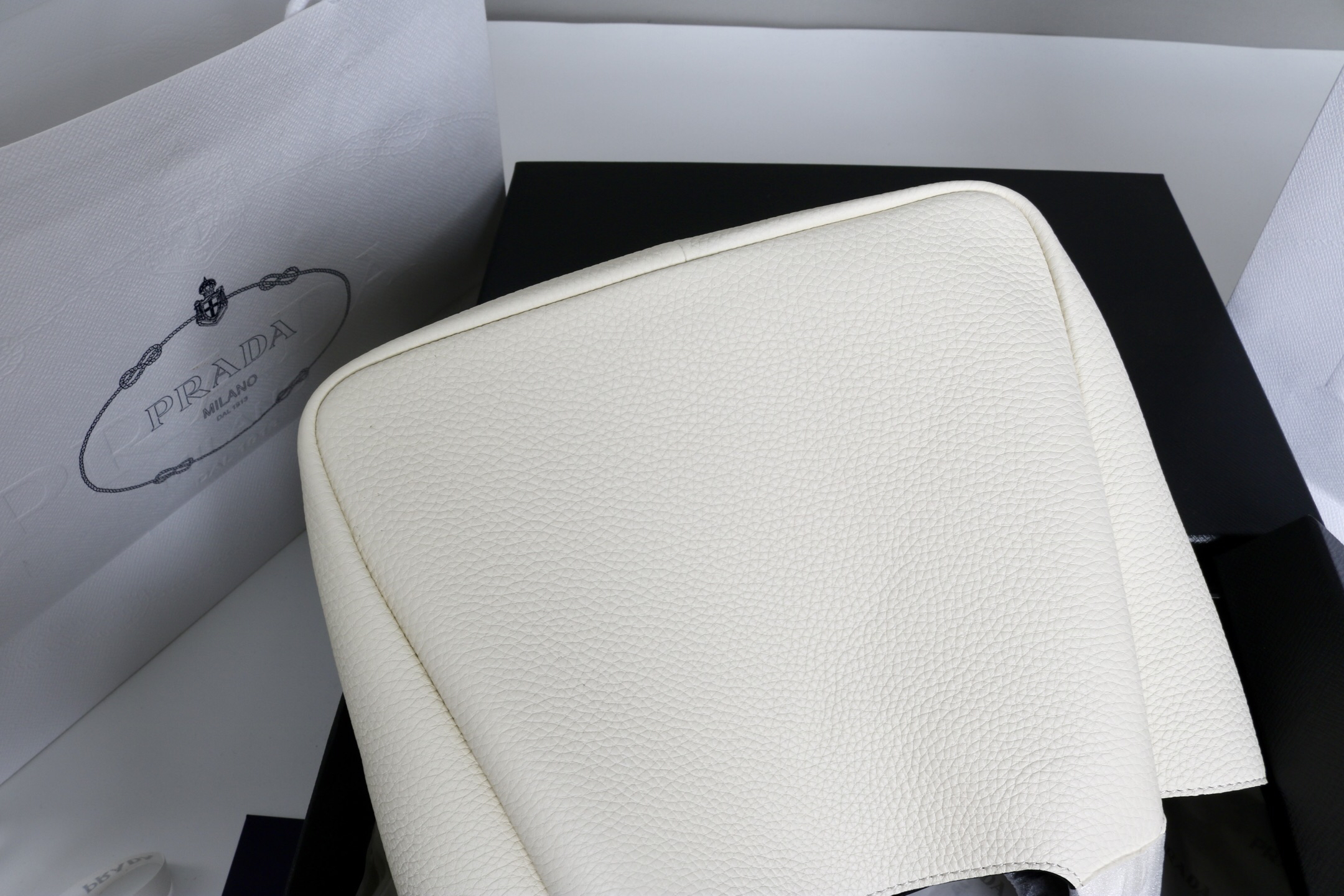 Prada bag-85