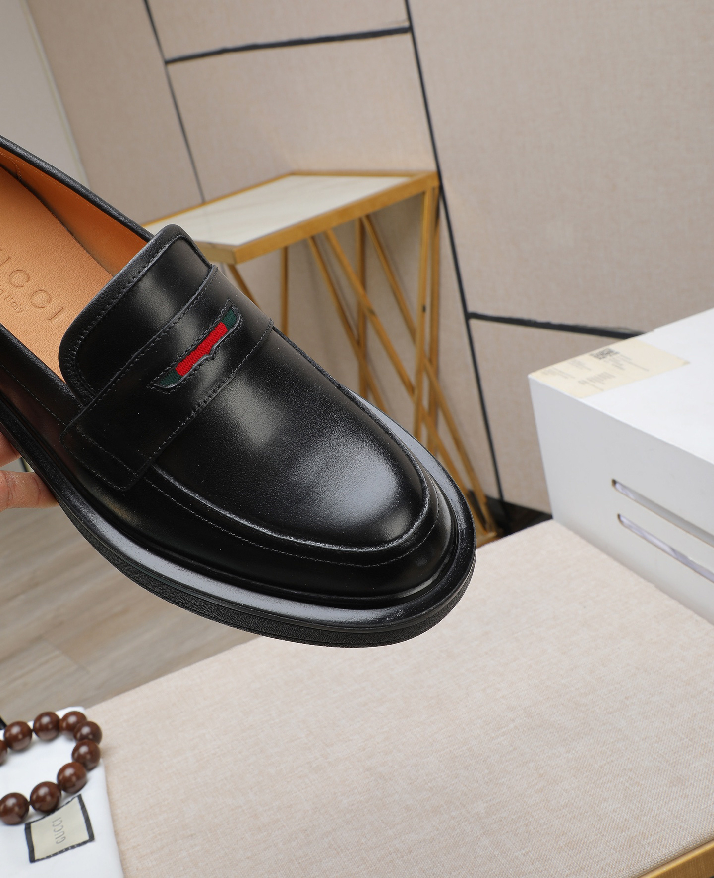 Gucci men's leather shoes-132