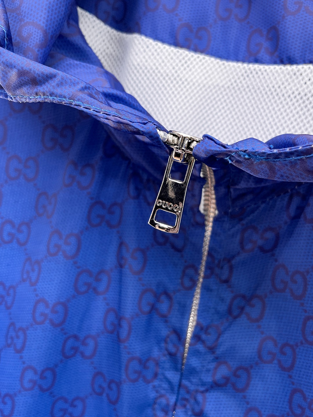Gucci Clothing-309