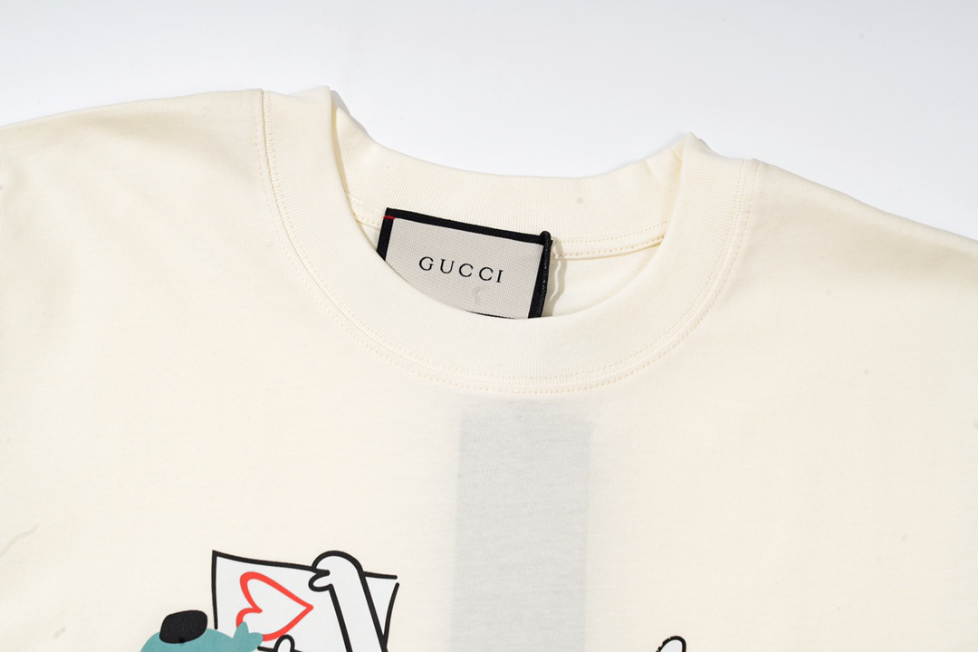 Gucci clothing-83