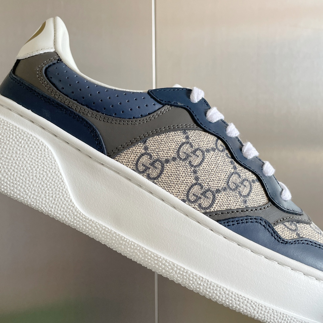 Gucci Sneakers-164
