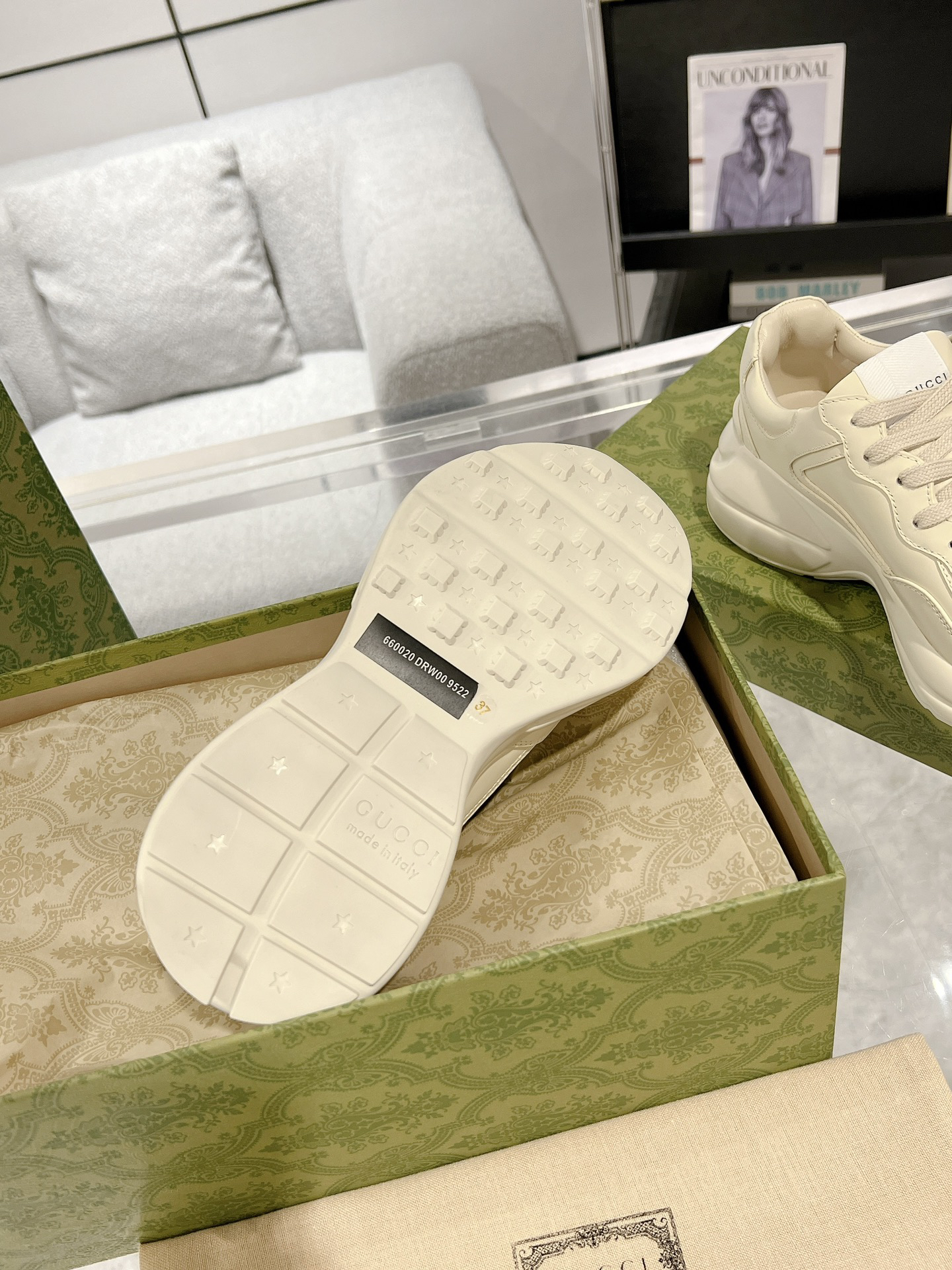 Gucci Sneakers-207