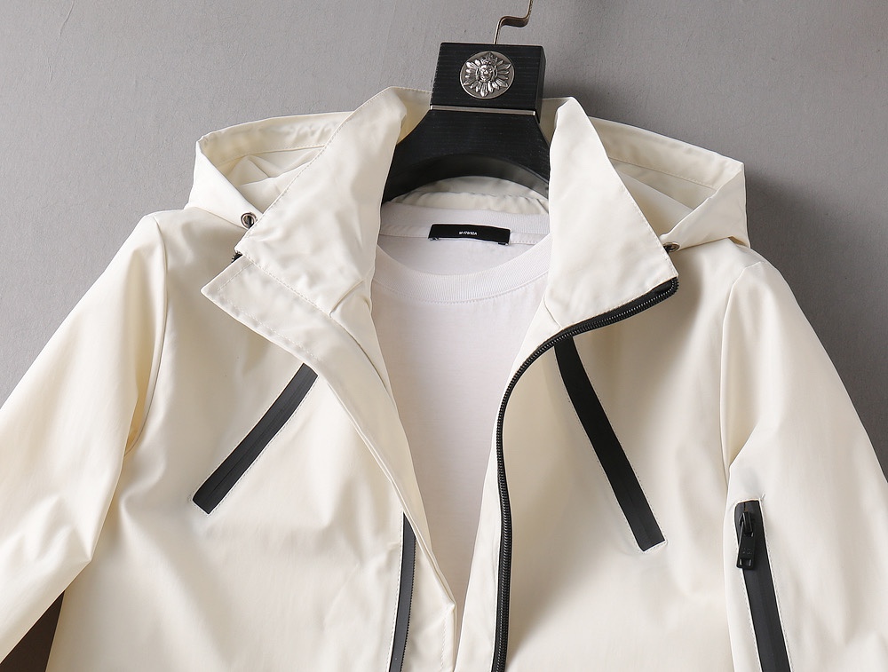 Prada Clothing-389