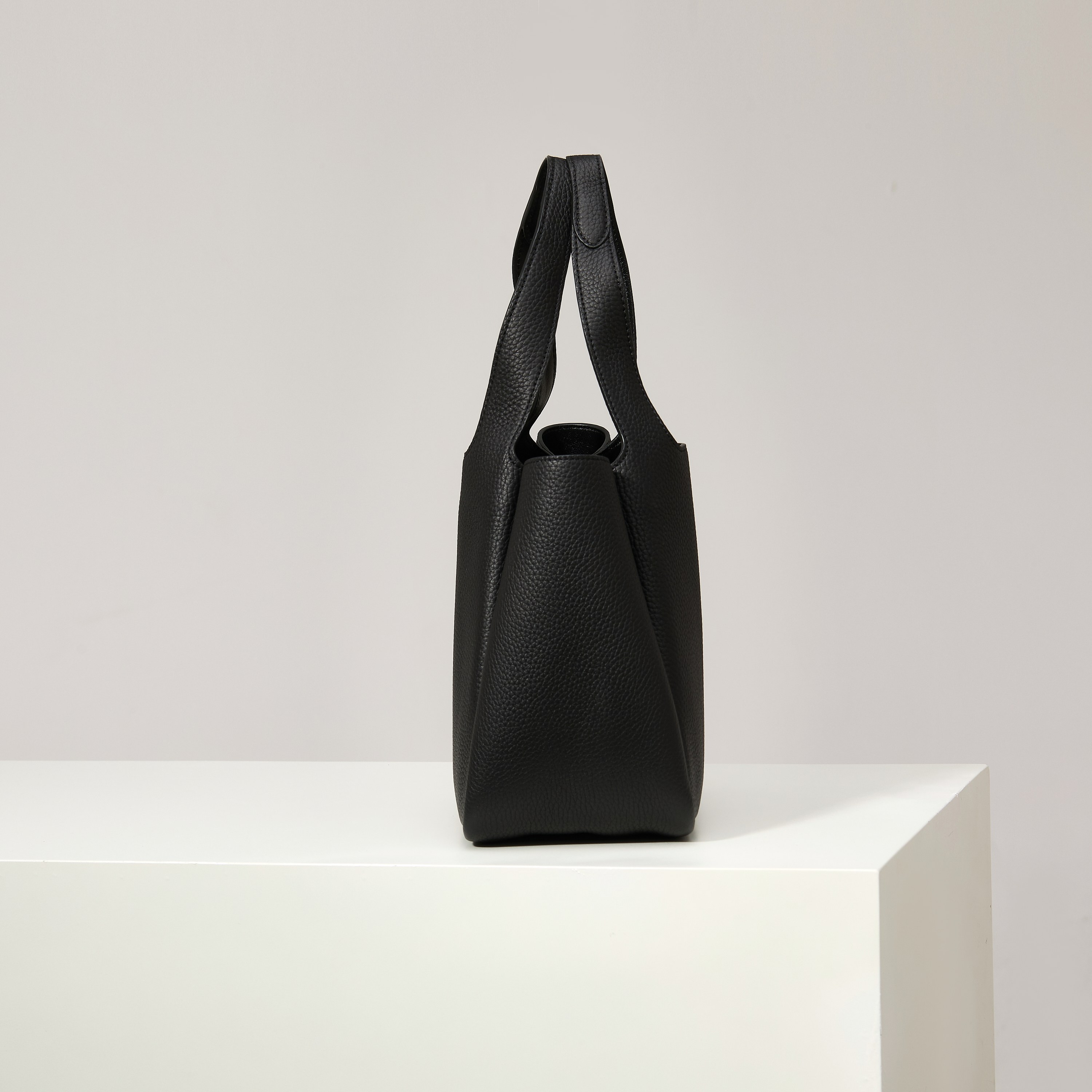 Prada bag-112