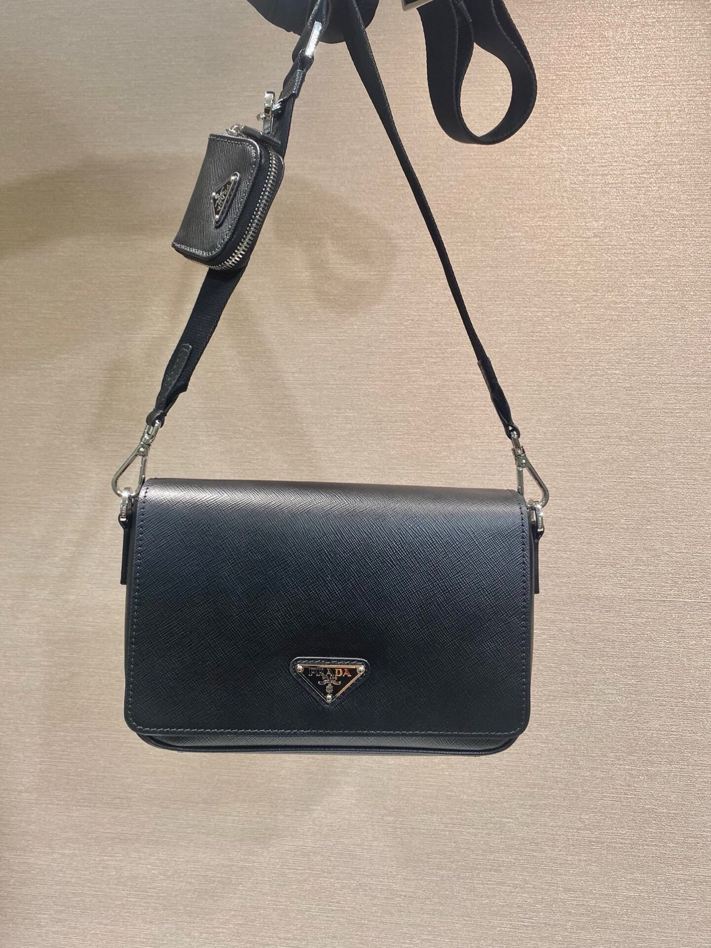 Prada bag-140