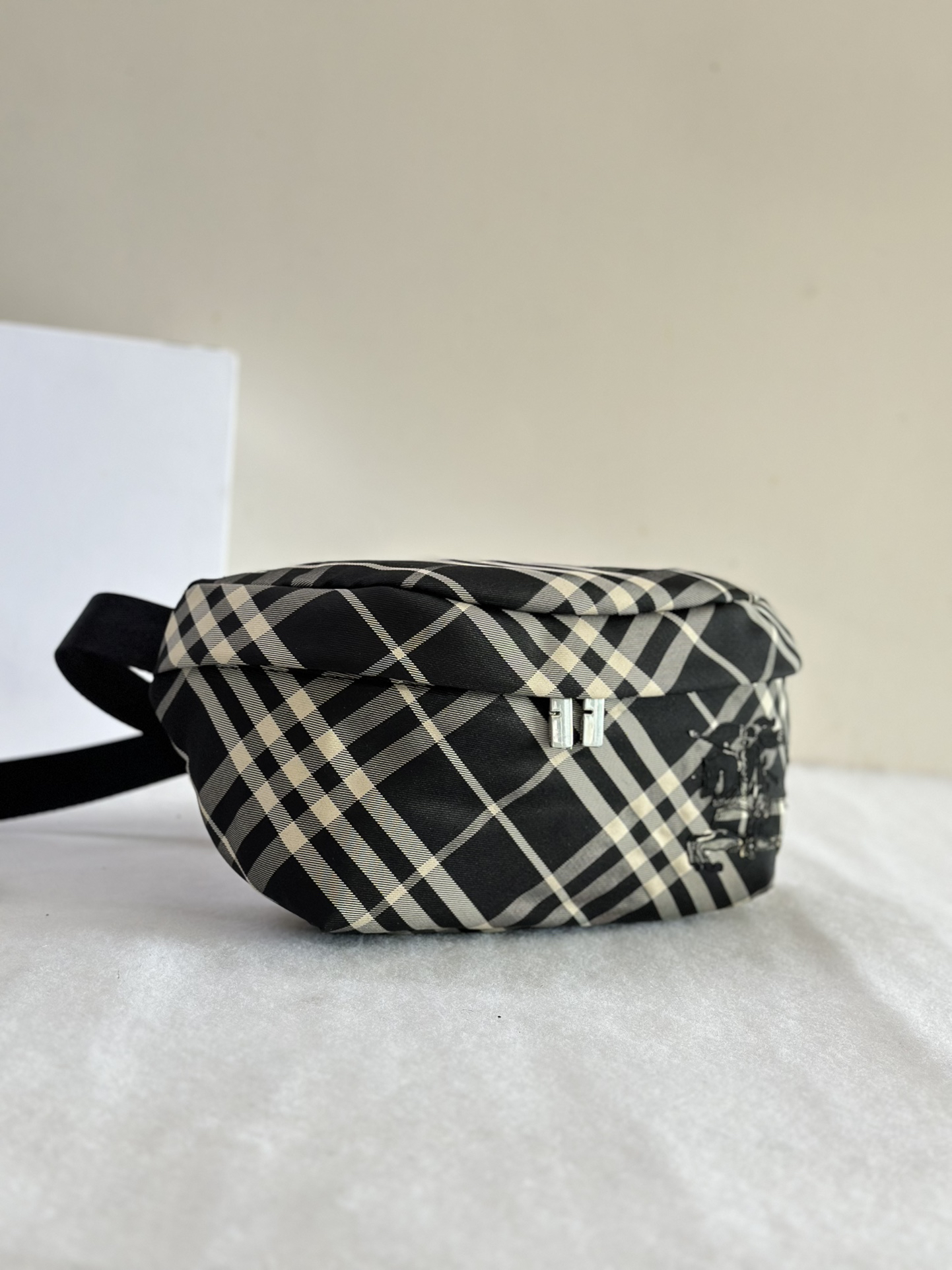 Burberry bag-72