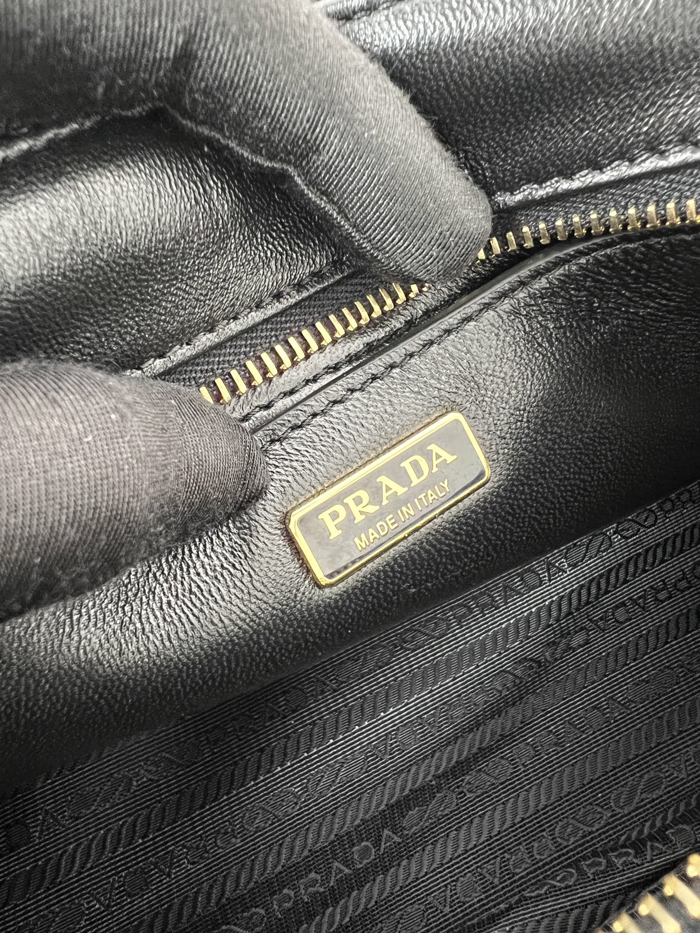 Prada bag-187