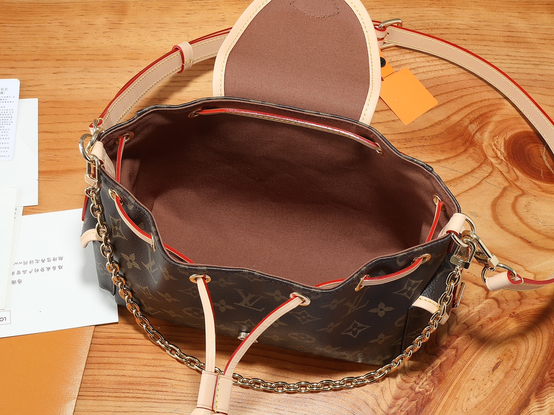 Louis Vuitton bag-208