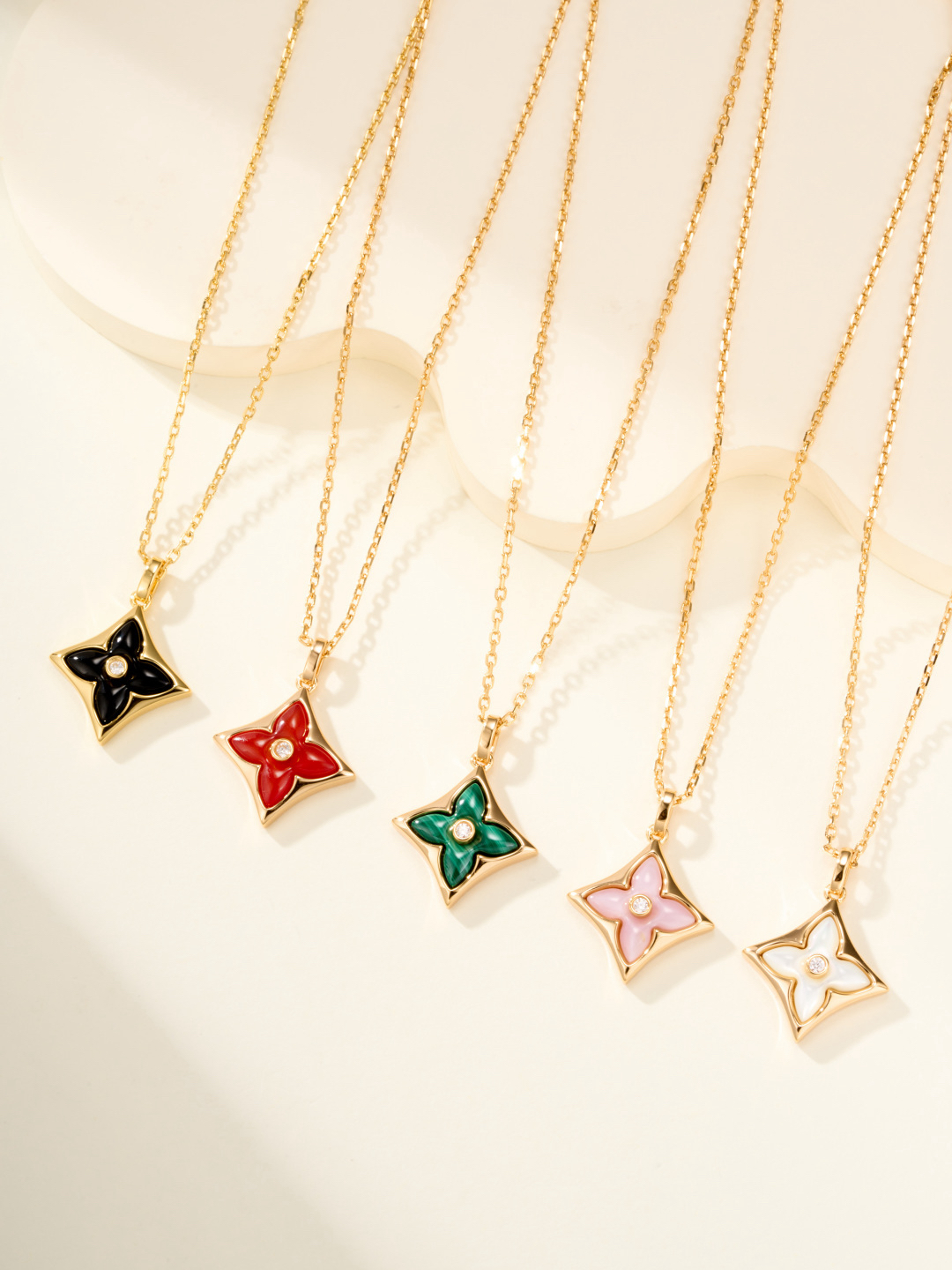LV necklace-47