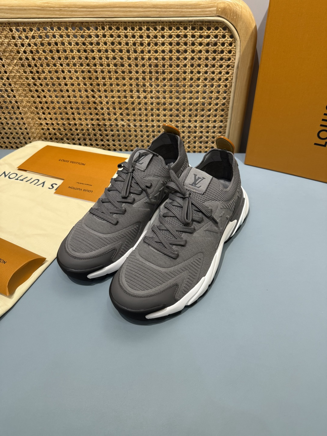 Lv Sneakers-177
