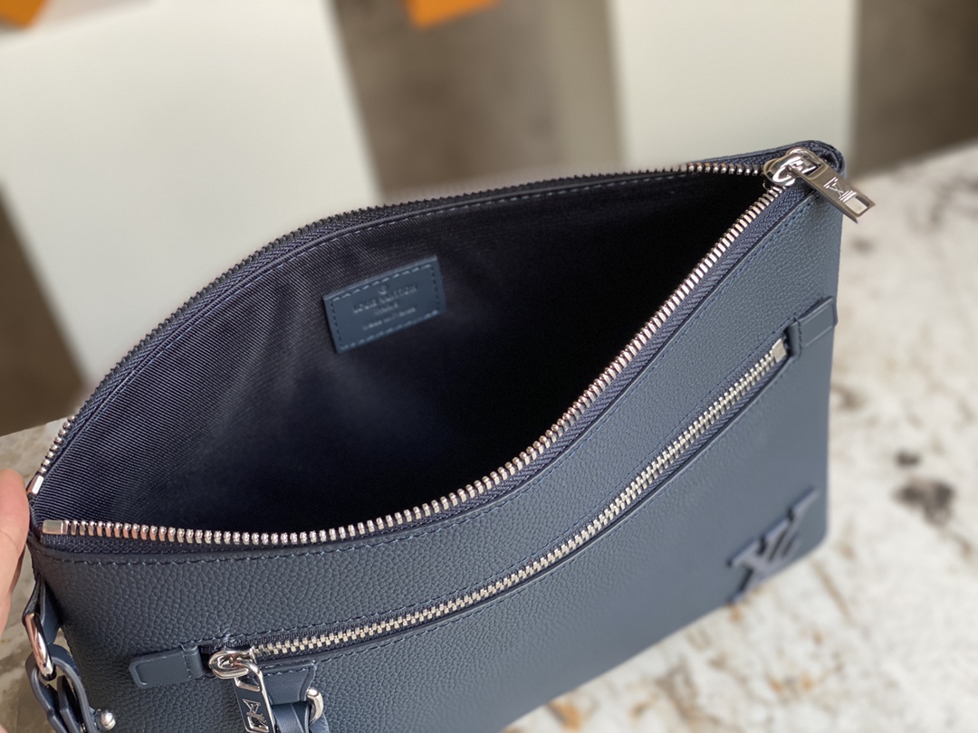 Louis Vuitton M69837 Mens Pouch LV Aerogram Cowhide Leather Blue