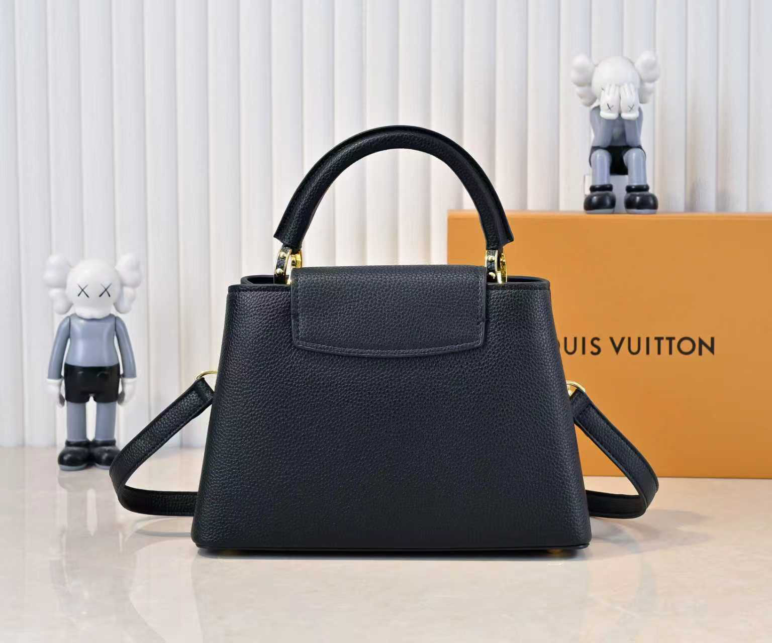 Louis Vuitton bag-140