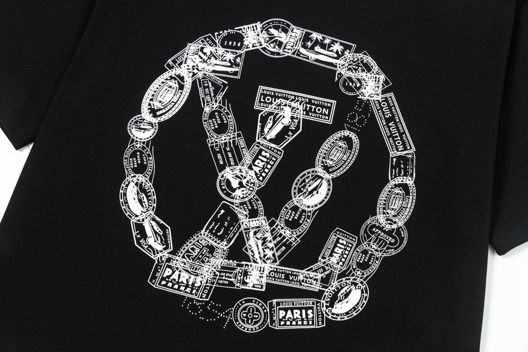 LV clothing-104