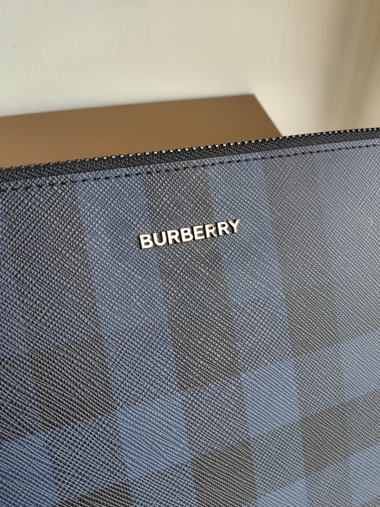 Burberry bag-104