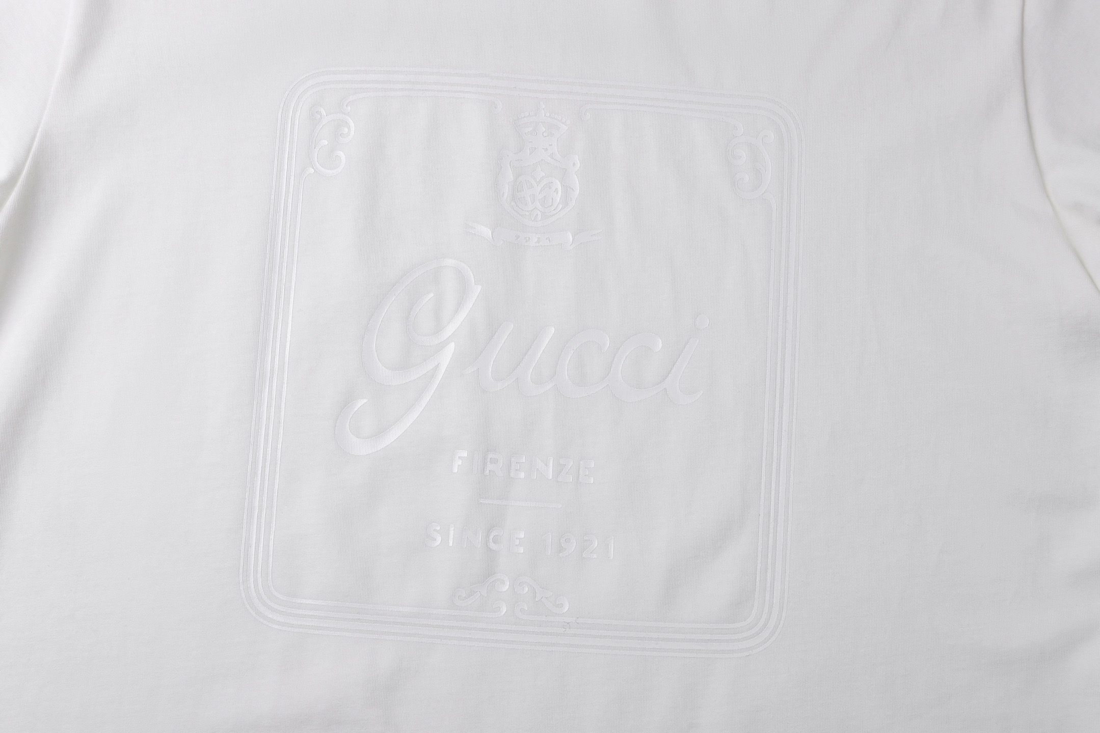 Gucci clothing-33