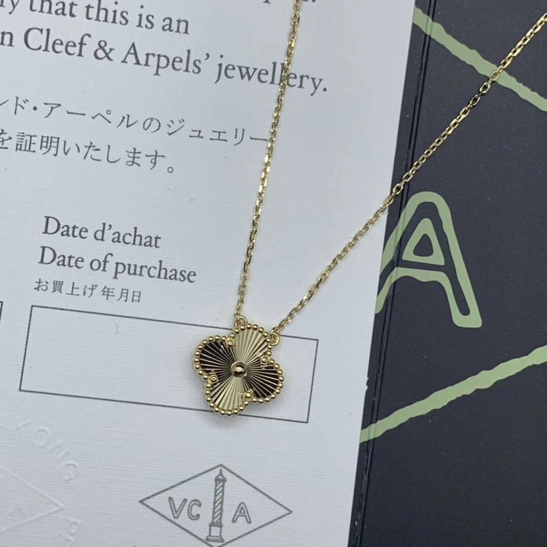 Van Cleef & Arpels necklace-25