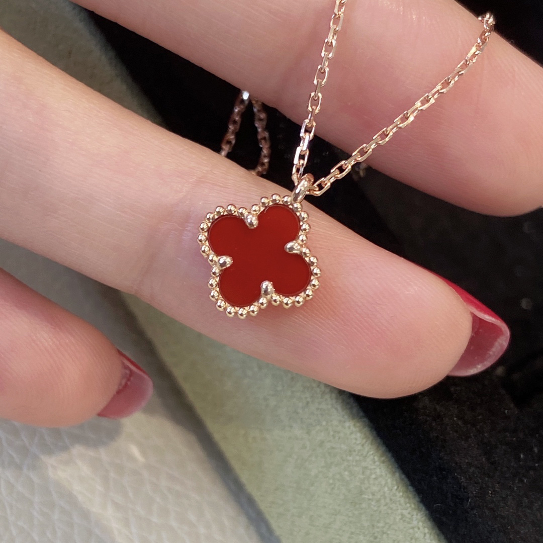 Van Cleef & Arpels necklace-3
