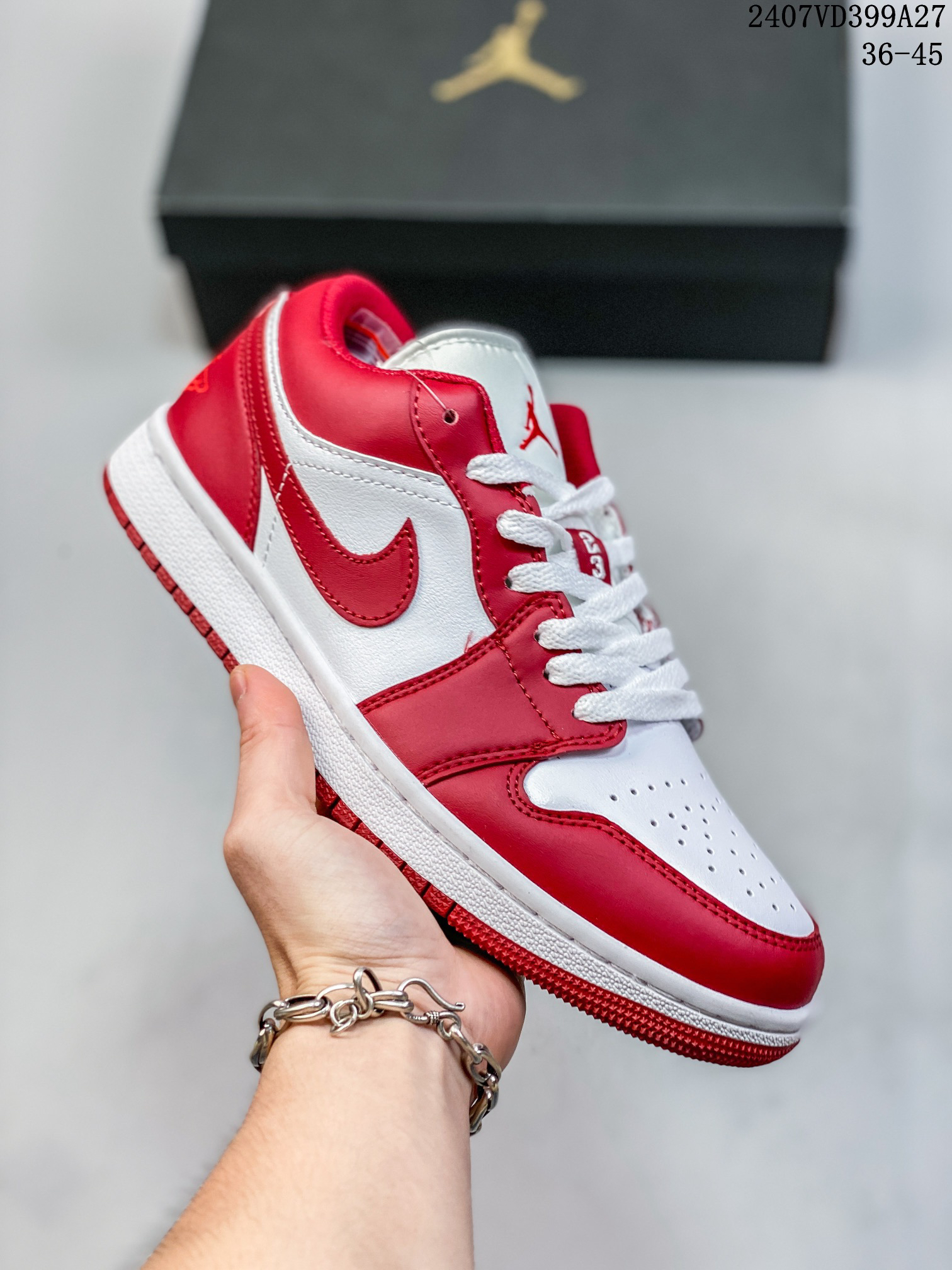 Nike Sneakers-52