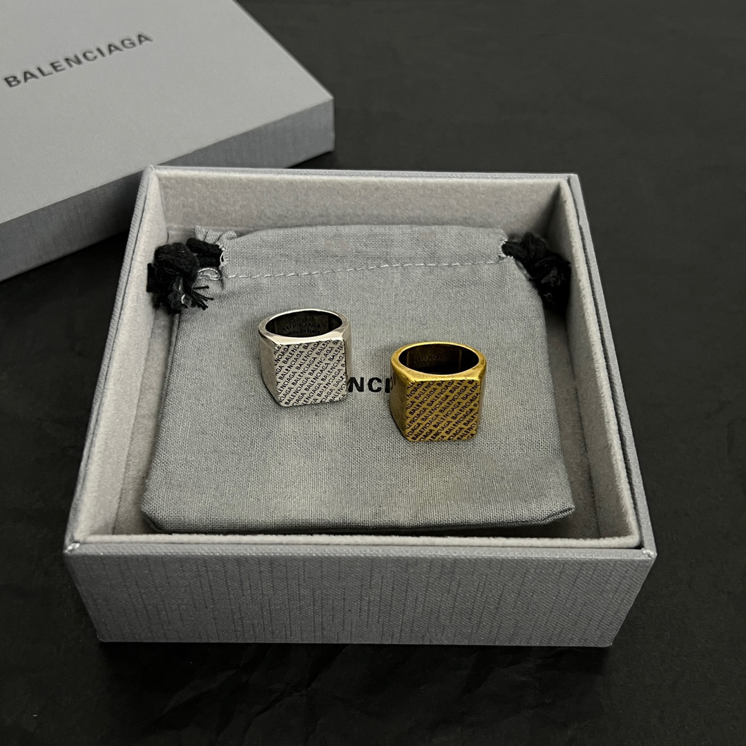 Balenciaga ring-30