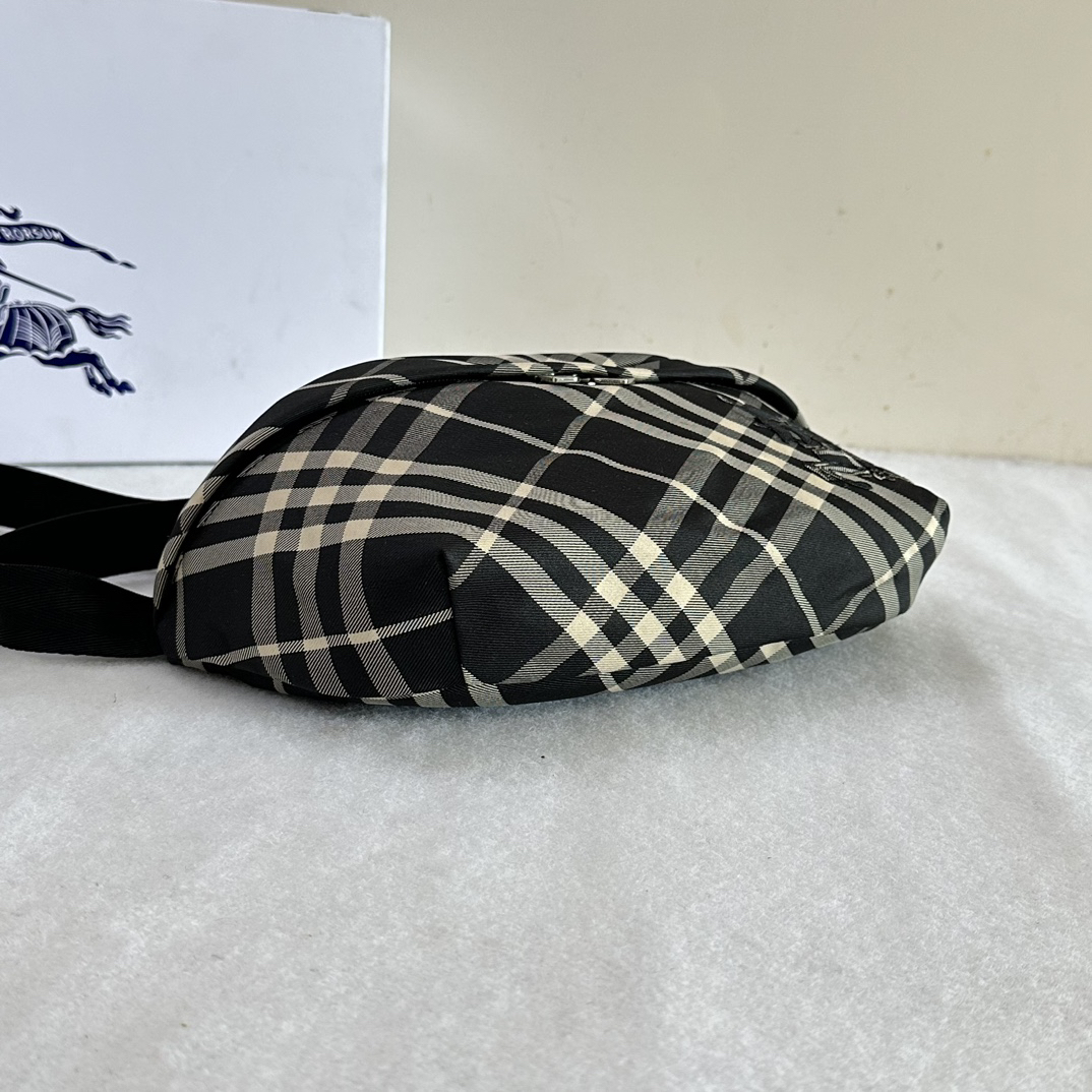 Burberry bag-72