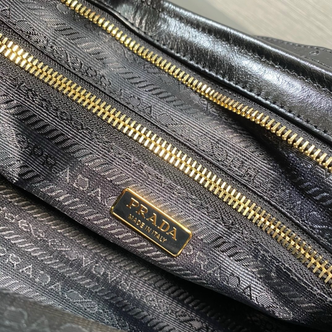 Prada bag-139