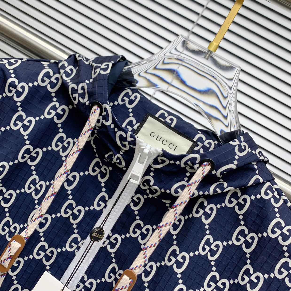 Gucci Clothing-343