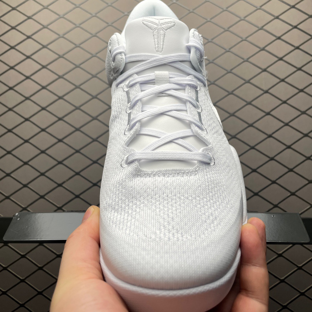 Nike Sneakers-106