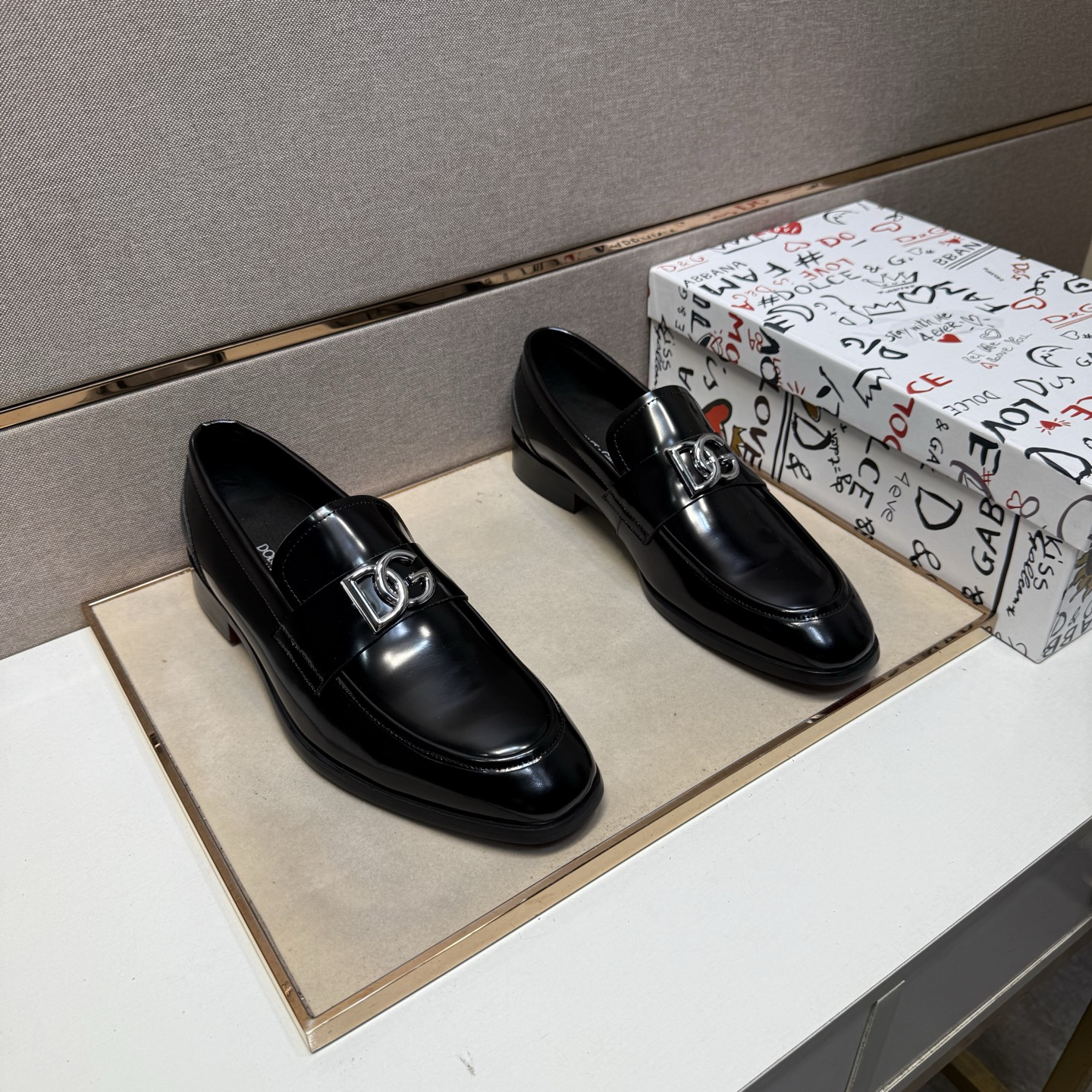 D&G men's leather shoes-101