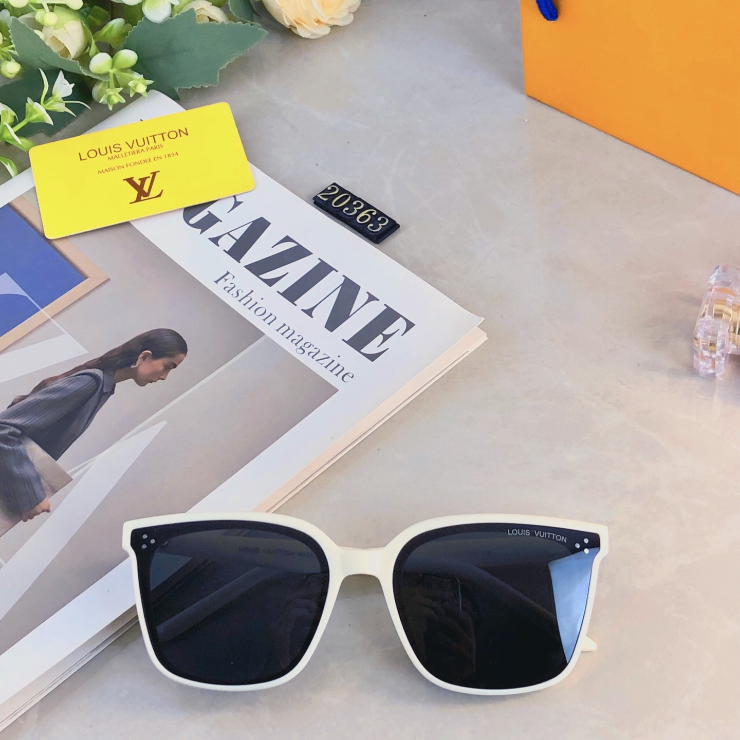 LV glasses-22