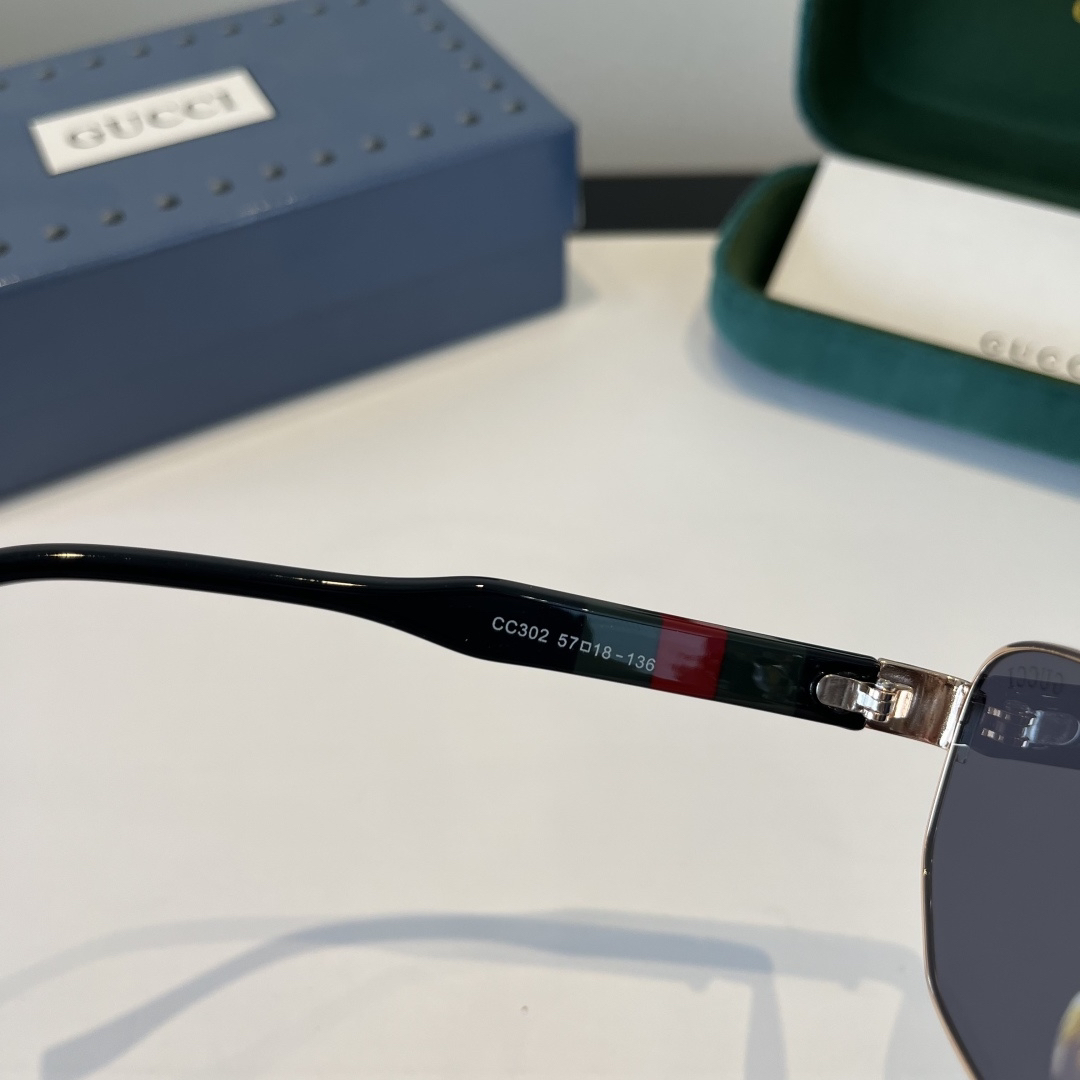 Gucci glasses-45